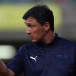 Cruzeiro encaminha contratação do técnico Zé Ricardo