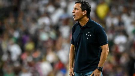 Zé Ricardo sofreu primeiro revés no comando do Cruzeiro, contra o Fluminense