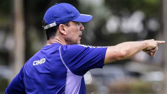 Zé Ricardo tem desafio no Cruzeiro