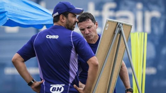Zé Ricardo terá muito trabalho para armar o Cruzeiro nesta semana decisiva de jogos