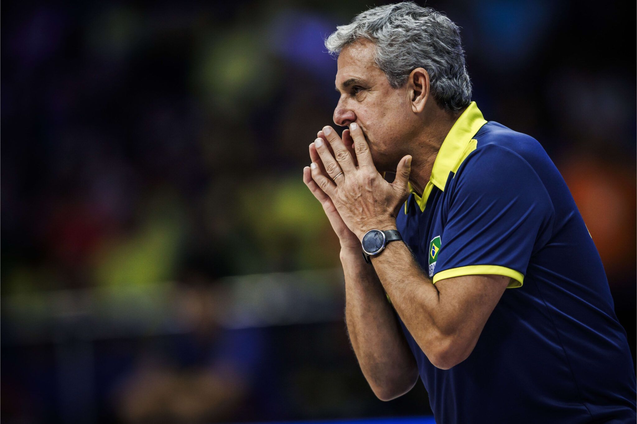 Vôlei: em Paris, Zé Roberto destaca importância da Olimpíada e faz pedido a fãs