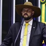 Deputado federal Zé Trovão tem prisão decretada pela Justiça por dívida de pensão alimentícia
