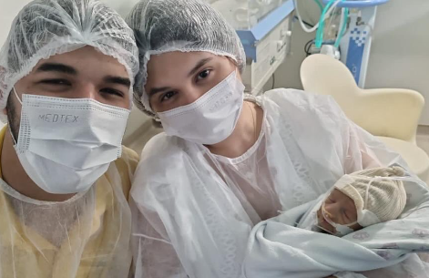 Zé Vaqueiro cancela shows após morte do filho: 'Imensa dor'