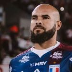 Corinthians propõe troca de jogadores ao Fortaleza por Zé Welison