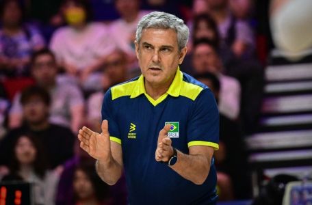 José Roberto Guimarães, técnico da Seleção Brasileira Feminina de Vôlei