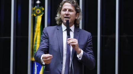 Zeca Dirceu será líder do PT na Câmara dos Deputados até 2025