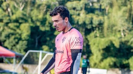 Zeca está vetado para o jogo contra o Ituano