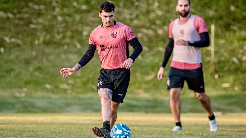 Recuperado de lesão, Zeca reforça o Vitória contra o Juventude