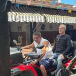 'Rolê' de Ney Matogrosso e Zeca Pagodinho no Rio de Janeiro encanta web: 'Obra de arte'