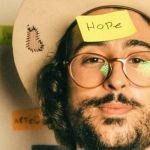 Zeeba revela que não desistiu da música por causa de ‘Hear Me Now’, primeira canção gravada com Alok