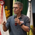 Em Brasília, Zema diz estar 'de acordo' com federalização de estatais mineiras