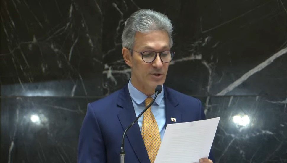 Zema pede solução 'rápida e definitiva' para a dívida de Minas e cita 'risco de colapso'