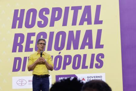 Romeu Zema discursou durante cerimônia de finalização das obras do Hospital Regional de Divinópolis