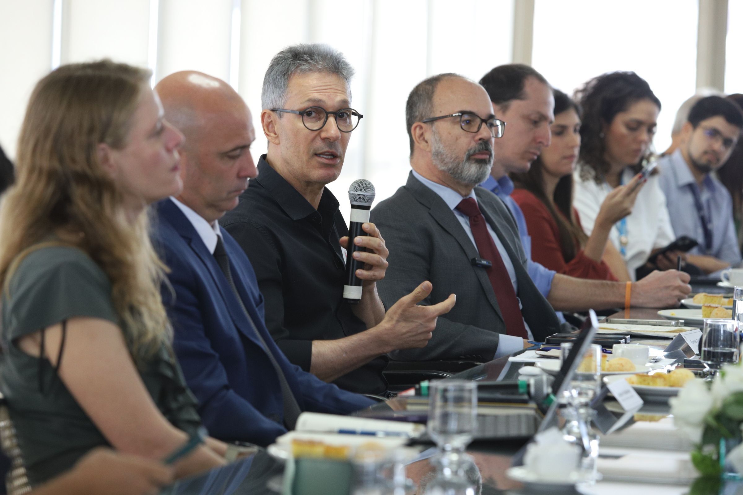 Governo Zema apresenta balanço fiscal de 2024 com superávit de R$ 5 bilhões