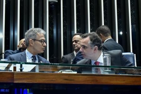 Os senadores Eduardo Girão e Cleitinho Azevedo