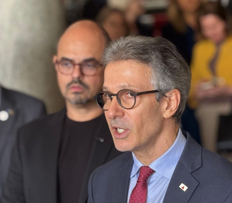 Zema admite erro em decreto que autorizou o aluguel do Palácio da Liberdade