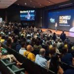 Em congresso conservador, Zema pede união da direita para 2024 e critica gestão petista