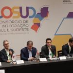 Em São Paulo, Zema se compromete a criar 'corredor verde' para preservação ambiental