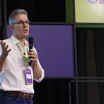 Pré-candidato à Presidência, Zema defende privatização dos Correios