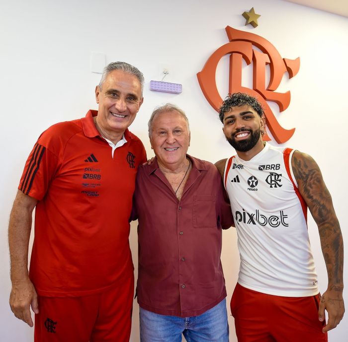 O técnico Tite, o ídolo Zico e o atacante Gabigol no Ninho do Urubu