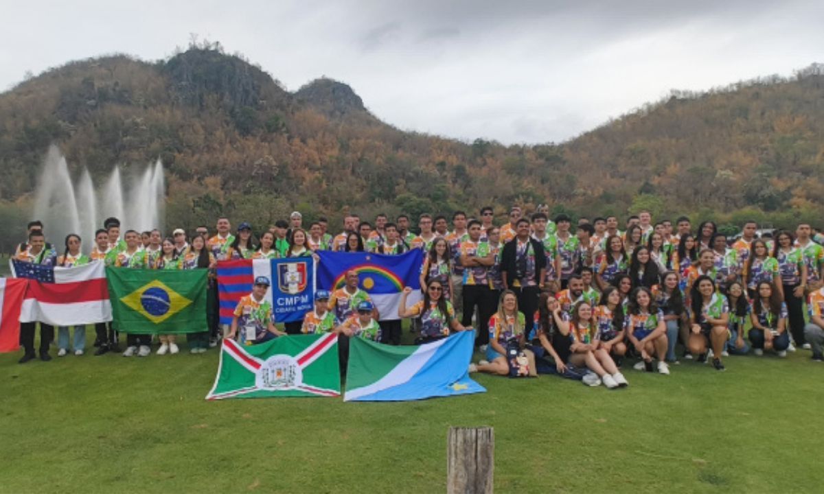 Estudantes da Zona da Mata conquistam medalhas na Tailândia