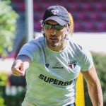 Saiba como é a relação entre Zubeldía e a diretoria do São Paulo