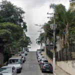 Criança morre atropelada por van escolar, e adolescente fica ferida, em SP