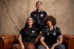 Nova camisa número 3 do Ceará em releitura de 1996