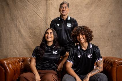 Nova camisa número 3 do Ceará em releitura de 1996