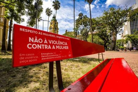 Banco indica forma de denunciar casos de violência contra à mulher