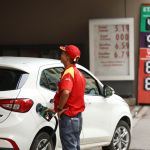 Procon fiscaliza preços de combustíveis em postos de Ouro Preto