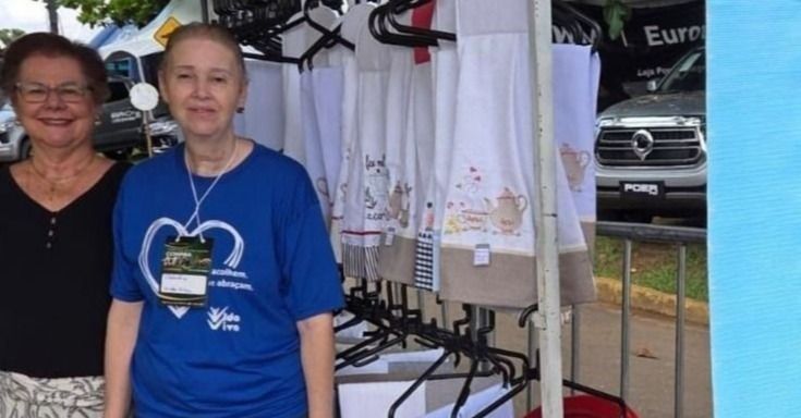 Vida Viva tem estande de artesanato e recebe doações no Compra Minas