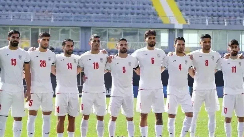 Irã faz pedido à Fifa para utilização de outra braçadeira diante do Egito