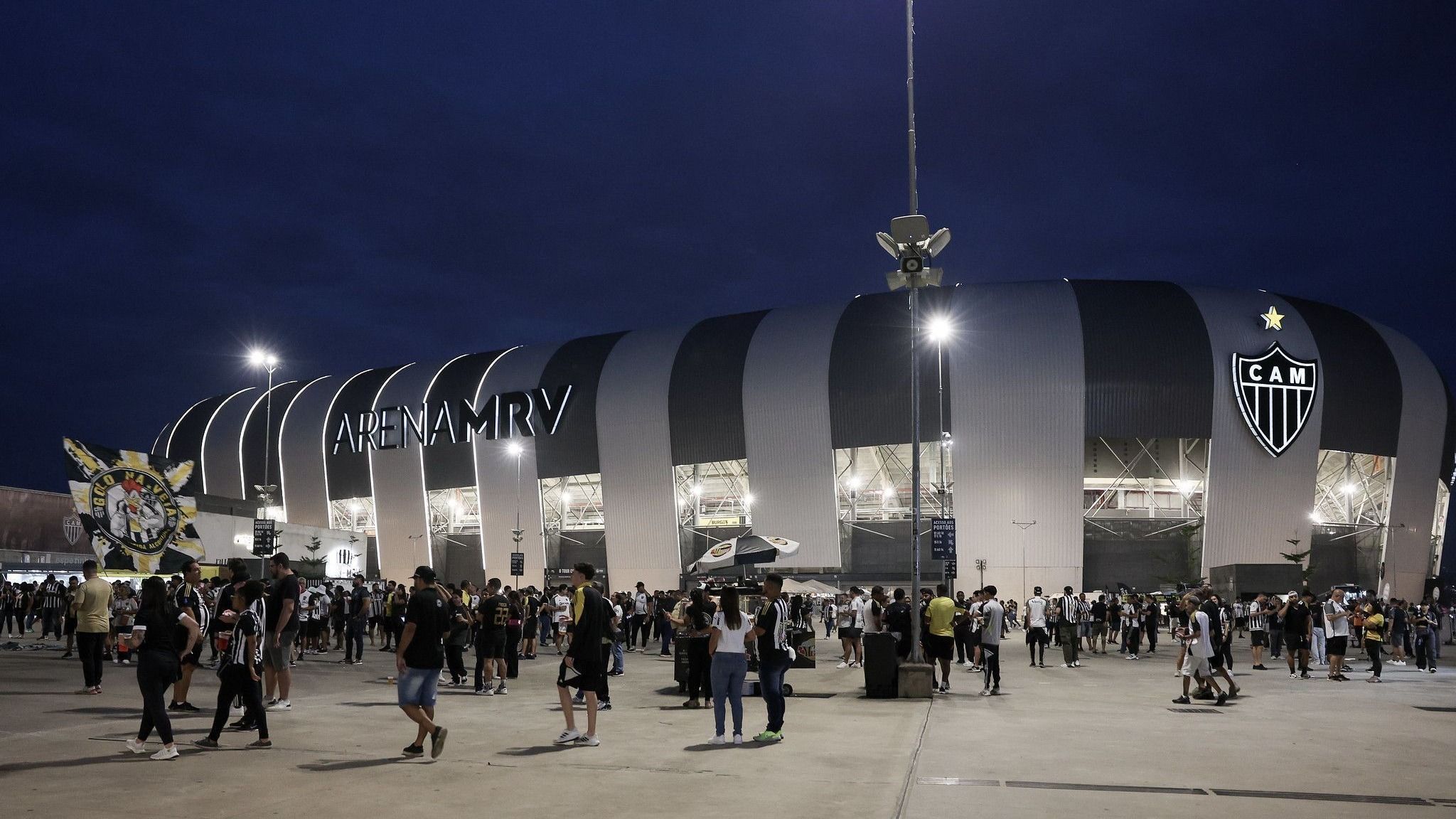 Diretor do América explica decisão por mando de campo na Arena MRV