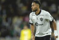 Lateral do Atlético manda recado e 'dá receita' para espantar má fase