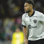 Lateral do Atlético manda recado e 'dá receita' para espantar má fase