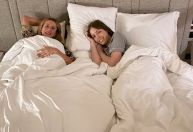 Susto em Paris: Fabiana Justus dorme junto de madrasta por medo de invasão