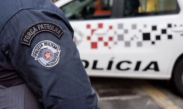 Mulher decapita namorado na Grande SP e alega tentativa de abuso contra criança
