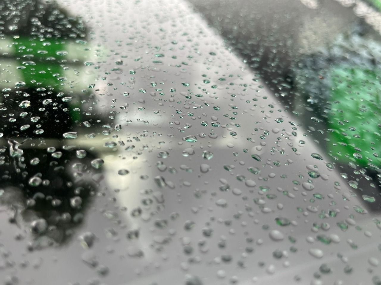 Chuva de até 50 mm coloca 96 cidades de MG em alerta