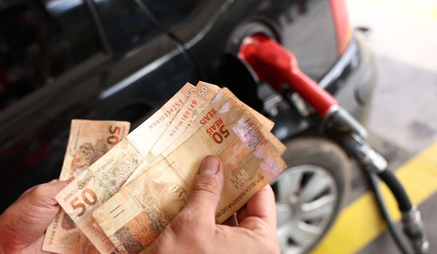 Fiscalização em postos começa em BH e mira preços abusivos dos combustíveis