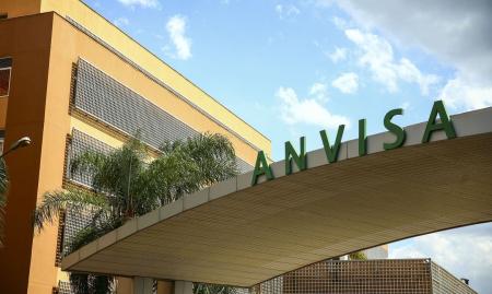 Anvisa autoriza ensaio clínico de medicamento oral contra dengue | CNN Brasil