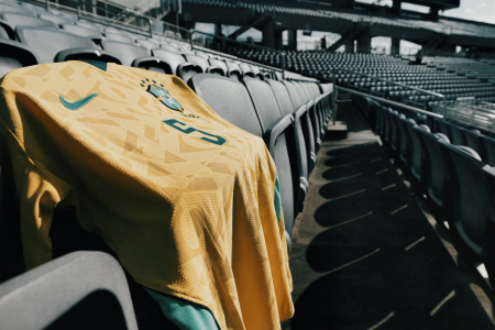 Camisa do Brasil no Camping World Stadium, palco da partida contra a Croácia em Orlando
