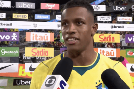 Danilo em entrevista após marcar primeiro gol pela Seleção Brasileira