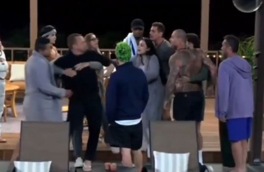 Peões discutem e Sacha é acusado de agredir Fernanda