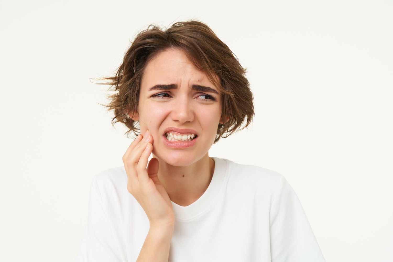 Erosão dentária: causas, sintomas e como proteger o esmalte dos dentes
