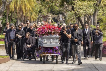 Enterro de Odete Roitman