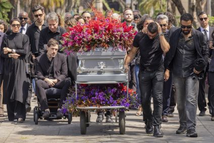 Enterro de Odete Roitman