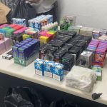 PCMG prende dois homens e apreende cigarros eletrônicos em Pouso Alegre