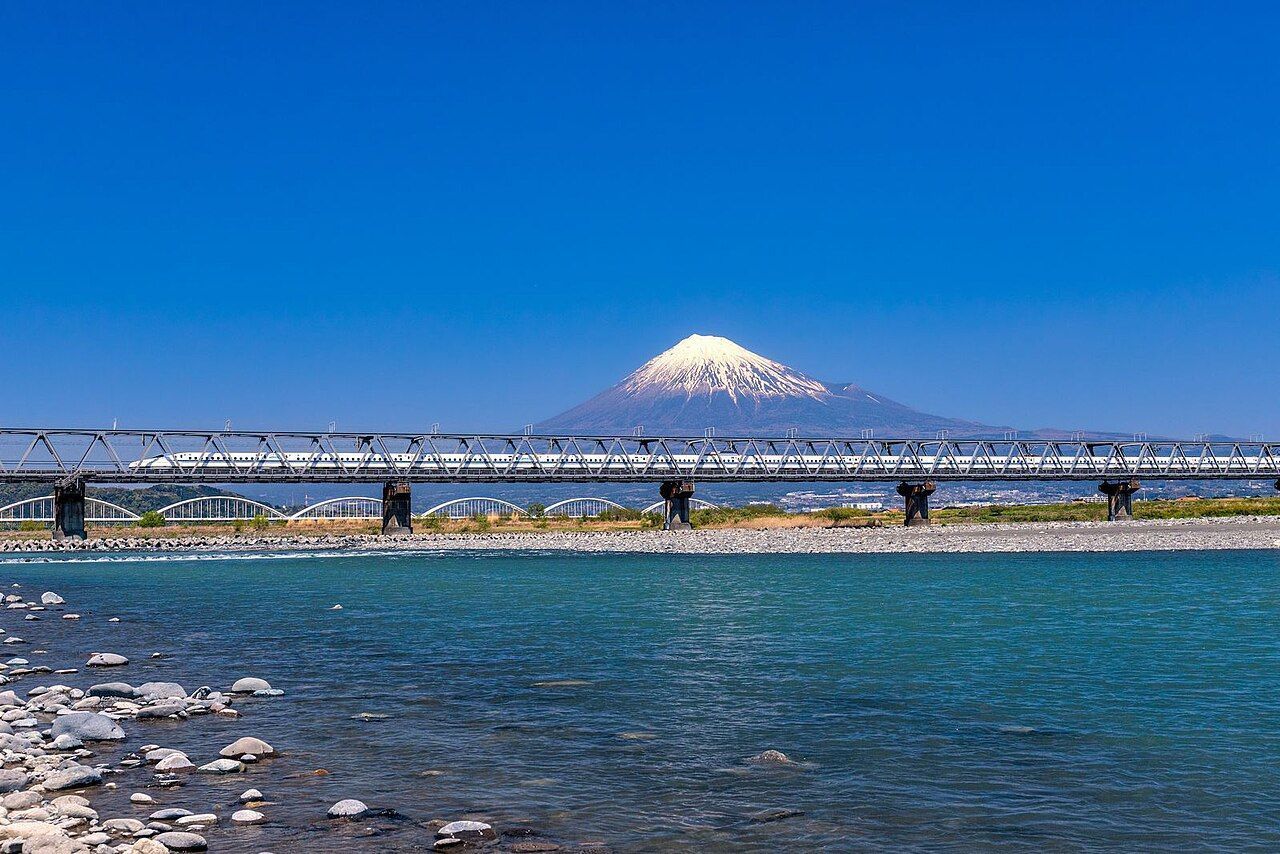 Monte Fuji, no Japão, bate recorde de maior período sem neve