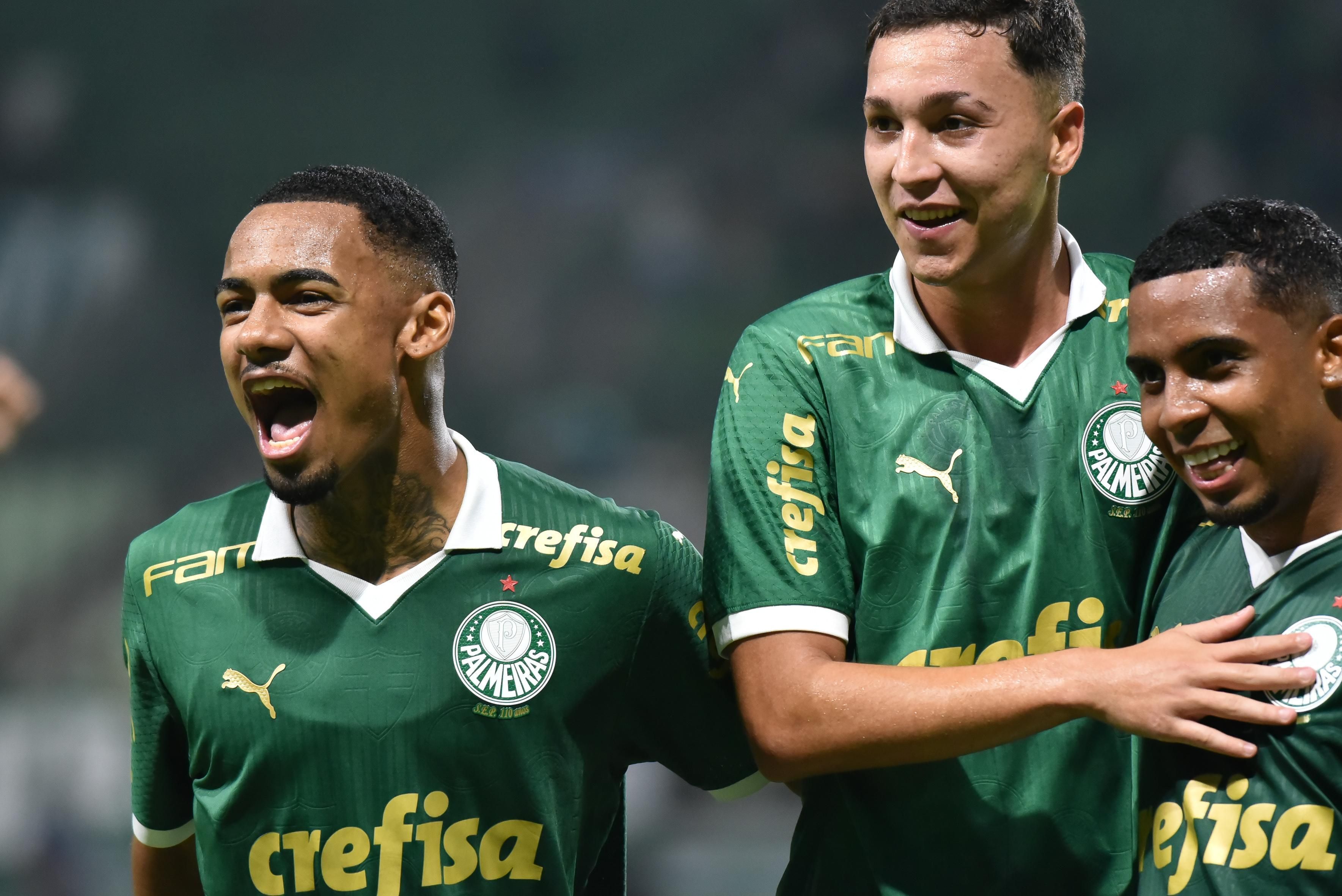 Palmeiras goleia Cruzeiro em casa e conquista tri do Brasileiro Sub-20
